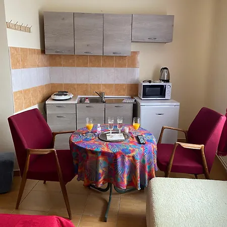 Апартаменты Karol *